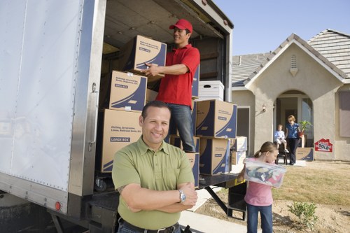 Local street access considerations for house removals in Bethnalgreen